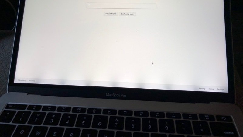 Apple will fix for free ‘flexgate’ backlight display issue for MacBook 13-inch 2016